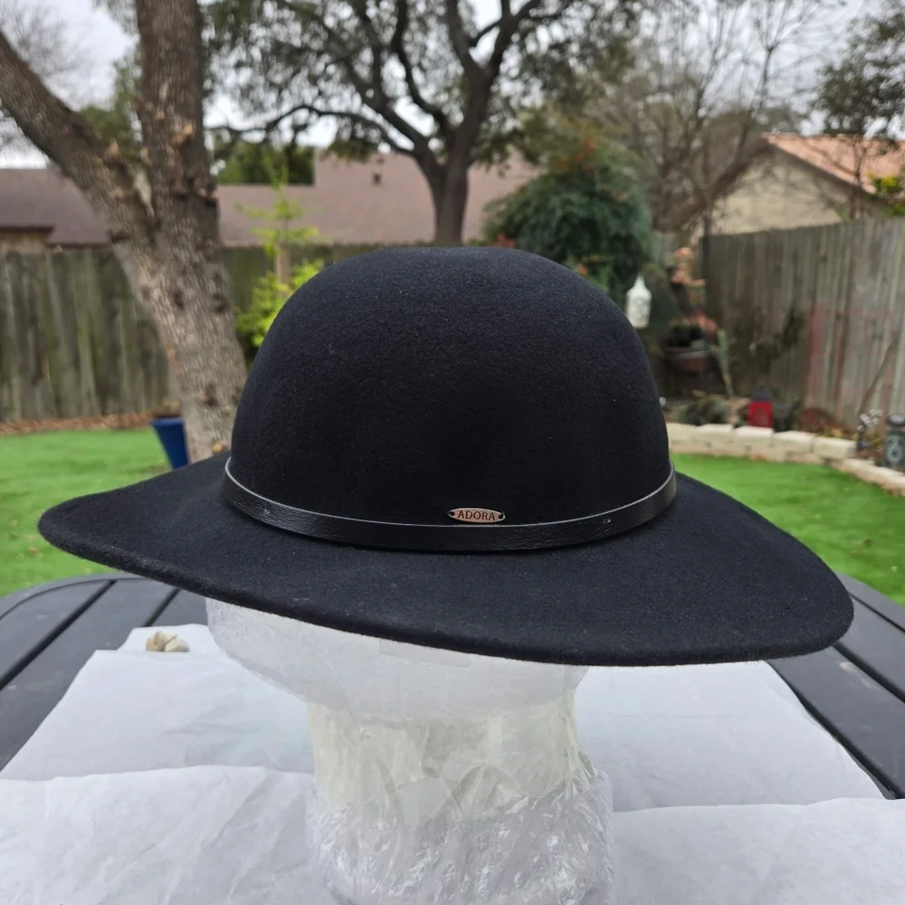 ADORA Classic Black Felt Hat with Logo Band